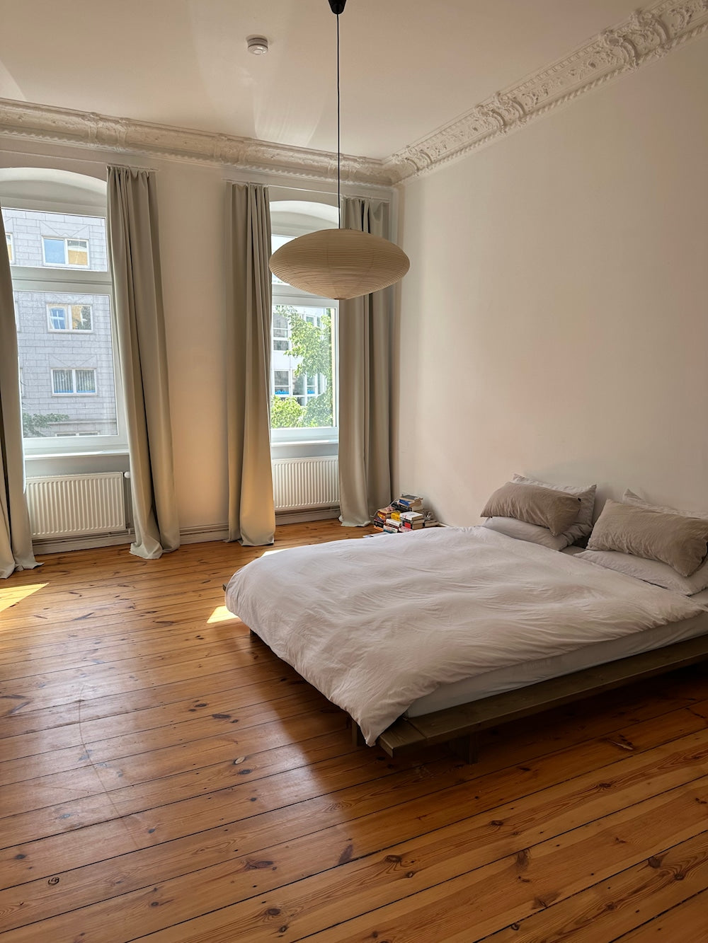 JAPAN BED CAROB BROWN 140 X 200